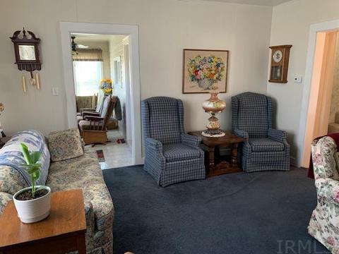 9215 E Division Rd, Akron, IN 46910 photo 3