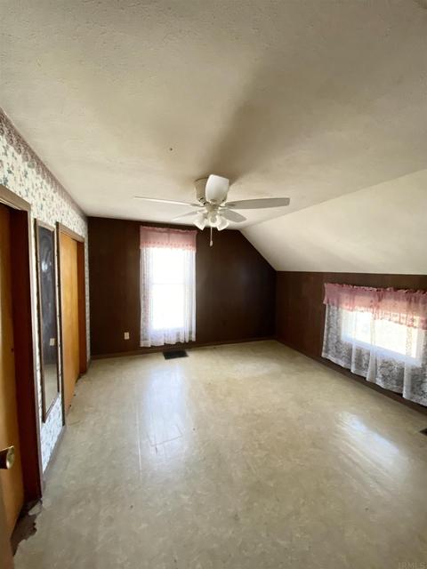 920 Washington St, Covington, IN 47932 photo 19