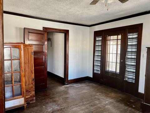 406 J St, Bedford, IN 47421 photo 3