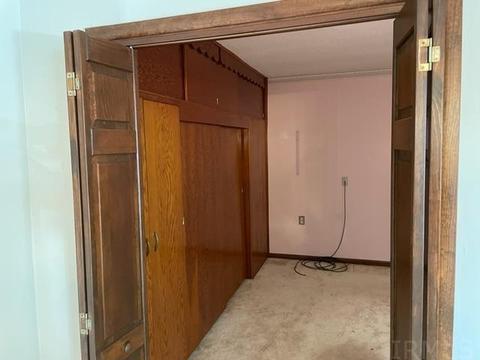 406 E Chestnut St, Chalmers, IN 47929 photo 6