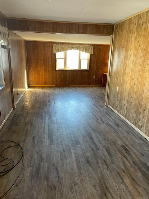 406 E Chestnut St, Chalmers, IN 47929 photo 17