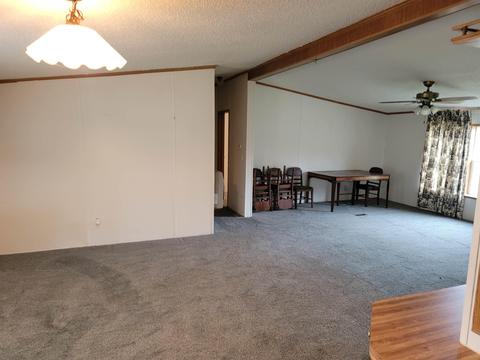 751 E Short St, Winchester, IN 47394 photo 4