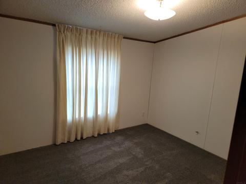 751 E Short St, Winchester, IN 47394 photo 8