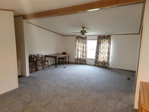 751 E Short St, Winchester, IN 47394 photo 5