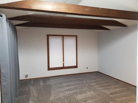 708 E Keyser St, Garrett, IN 46738 photo 8