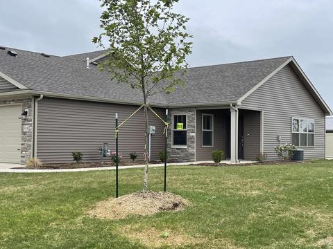 430 Bahner Dr, Monroe, IN 46772 photo 1