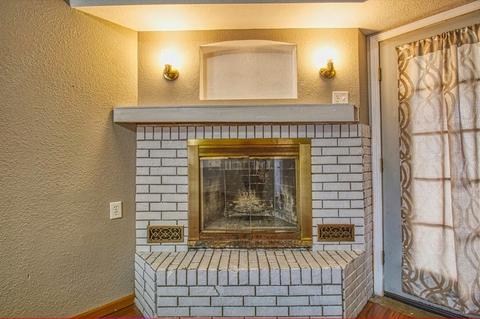 213 E Walnut St, Akron, IN 46910 photo 12