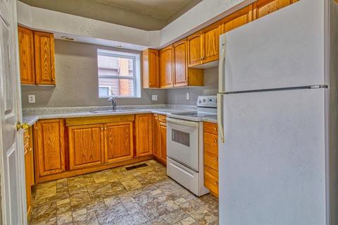 213 E Walnut St, Akron, IN 46910 photo 28