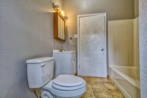 213 E Walnut St, Akron, IN 46910 photo 32