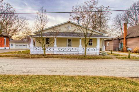 213 E Walnut St, Akron, IN 46910 photo 5