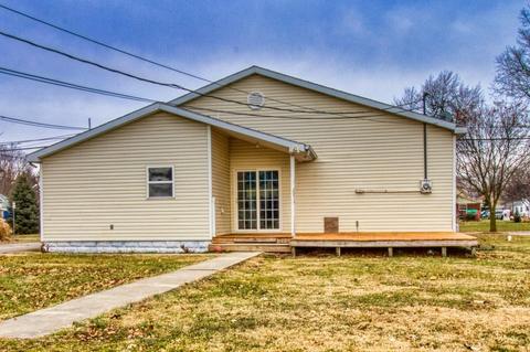 213 E Walnut St, Akron, IN 46910 photo 33