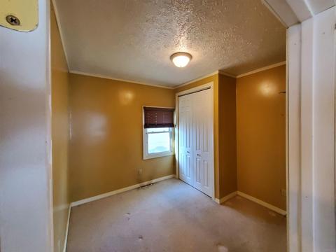 909 Ewing Ave, South Bend, IN 46613 photo 6