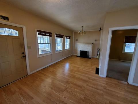 909 Ewing Ave, South Bend, IN 46613 photo 5