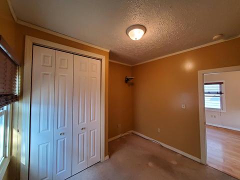 909 Ewing Ave, South Bend, IN 46613 photo 7