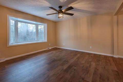 279 Bennett Rd, Bedford, IN 47421 photo 3