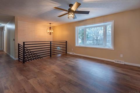 279 Bennett Rd, Bedford, IN 47421 photo 4