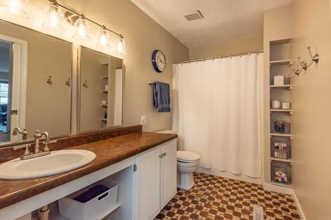 1100 E Carnaby St, Bloomington, IN 47401 photo 9