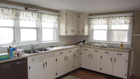 707 E Main St, Chalmers, IN 47929 photo 12