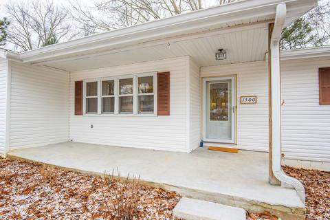 1500 E Richland Dr, Bloomington, IN 47408 photo 2