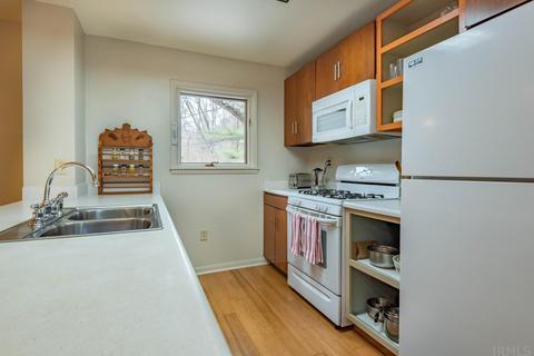 1500 E Richland Dr, Bloomington, IN 47408 photo 7