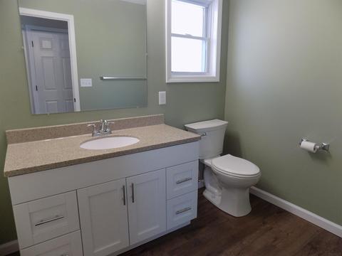 1004 E Walnut St, Nappanee, IN 46550 photo 14