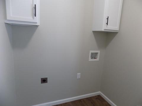 1004 E Walnut St, Nappanee, IN 46550 photo 16