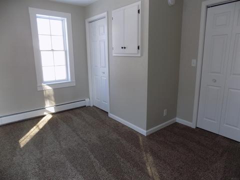 1004 E Walnut St, Nappanee, IN 46550 photo 11