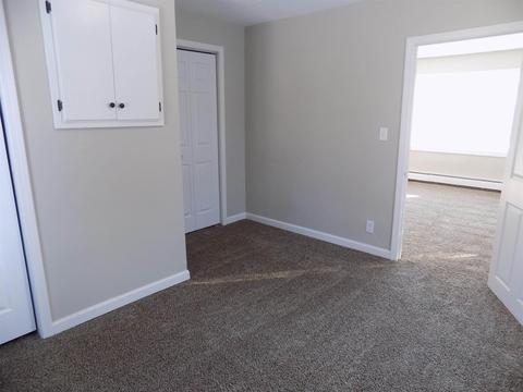1004 E Walnut St, Nappanee, IN 46550 photo 12
