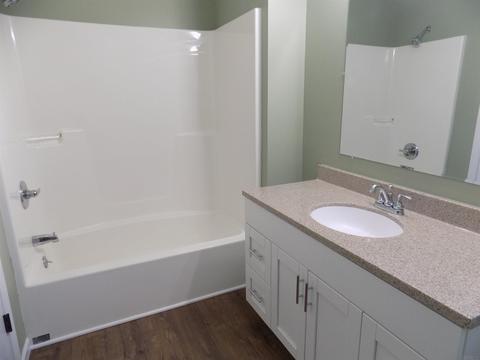 1004 E Walnut St, Nappanee, IN 46550 photo 13