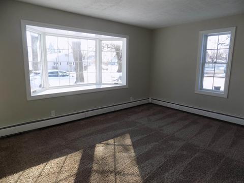 1004 E Walnut St, Nappanee, IN 46550 photo 7