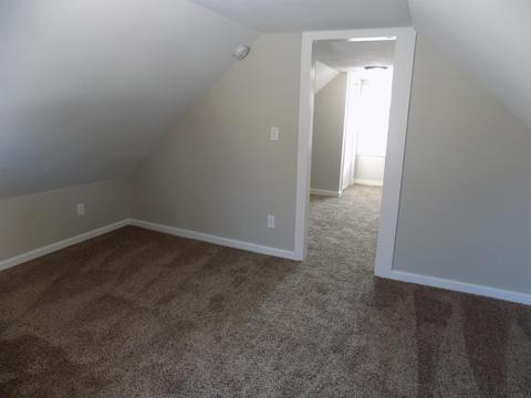 1004 E Walnut St, Nappanee, IN 46550 photo 17