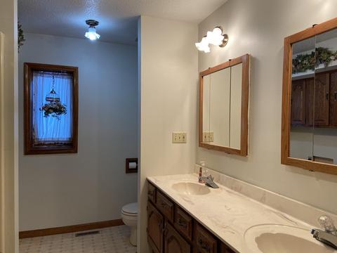 265 E Spring St, Peru, IN 46970 photo 13