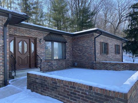265 E Spring St, Peru, IN 46970 photo 2