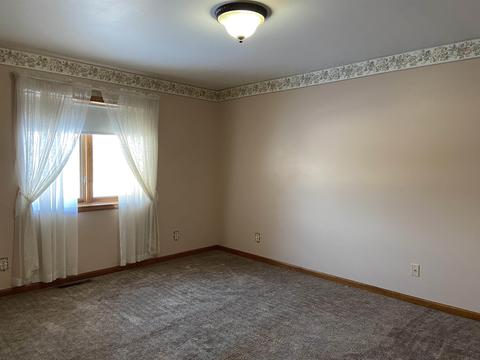 265 E Spring St, Peru, IN 46970 photo 12
