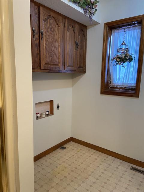 265 E Spring St, Peru, IN 46970 photo 14