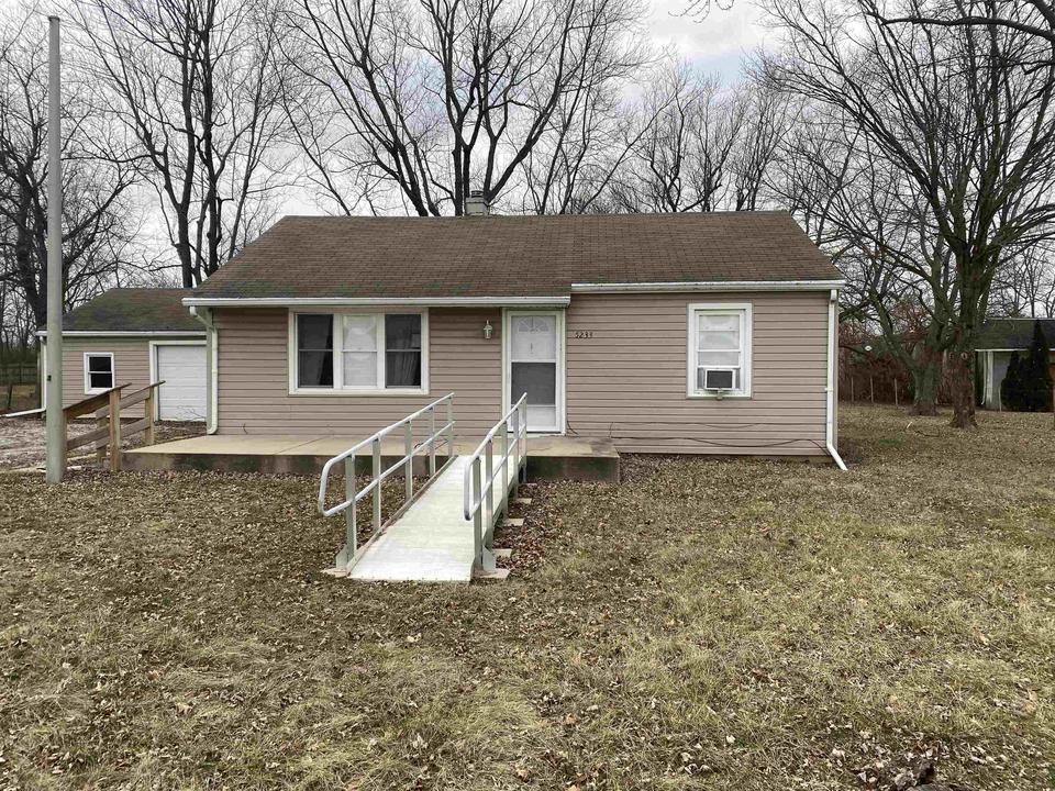 5233 N St Rd 9 Rd, Anderson, IN 46012 10 Photos MLS 202203611 Movoto