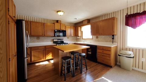 607 E Steele Dr, Syracuse, IN 46567 photo 8