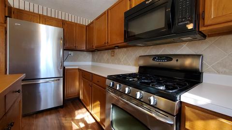 607 E Steele Dr, Syracuse, IN 46567 photo 5