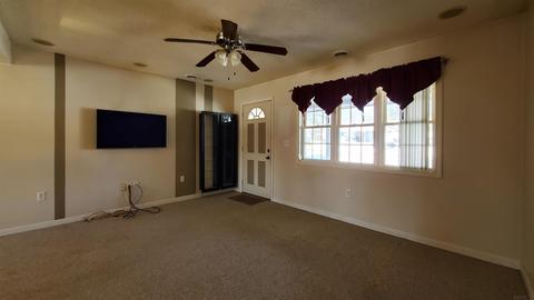 607 E Steele Dr, Syracuse, IN 46567 photo 4