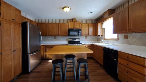 607 E Steele Dr, Syracuse, IN 46567 photo 6