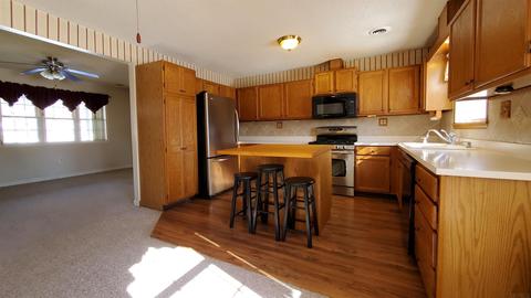 607 E Steele Dr, Syracuse, IN 46567 photo 7