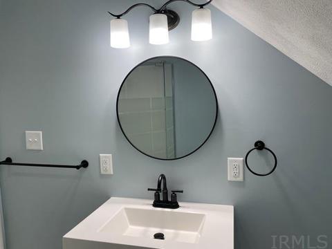 525 E 3rd St, Peru, IN 46970 photo 3