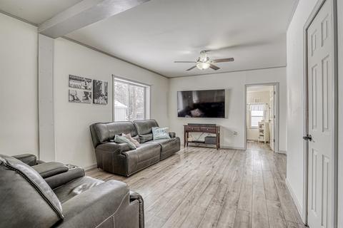 409 E Central Ave, Bluffton, IN 46714 photo 6