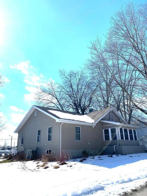 8208 E Clark St, Dugger, IN 47848 photo 5