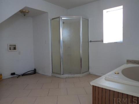 112 E Jackson St, Mentone, IN 46539 photo 5