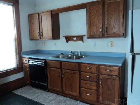 112 E Jackson St, Mentone, IN 46539 photo 8
