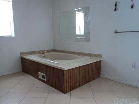112 E Jackson St, Mentone, IN 46539 photo 6