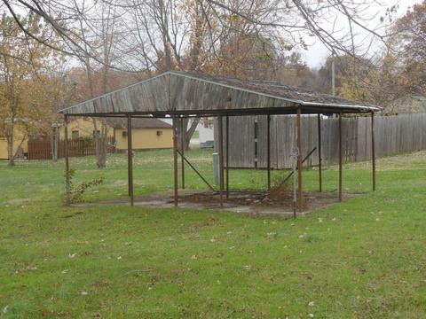 410 W Broad St, Lyons, IN 47443 photo 18