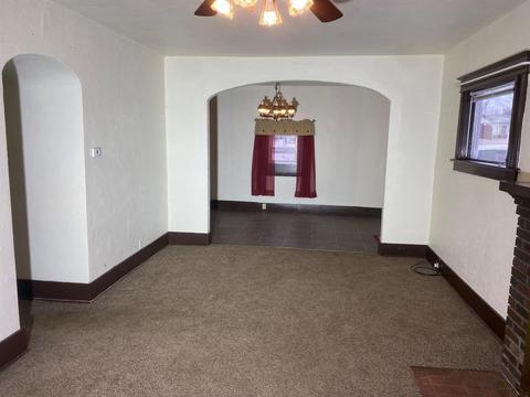 410 W Broad St, Lyons, IN 47443 photo 4