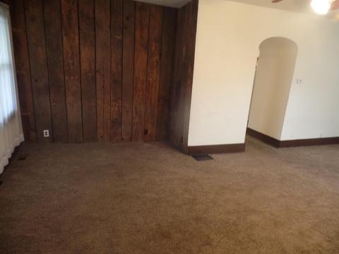 410 W Broad St, Lyons, IN 47443 photo 5